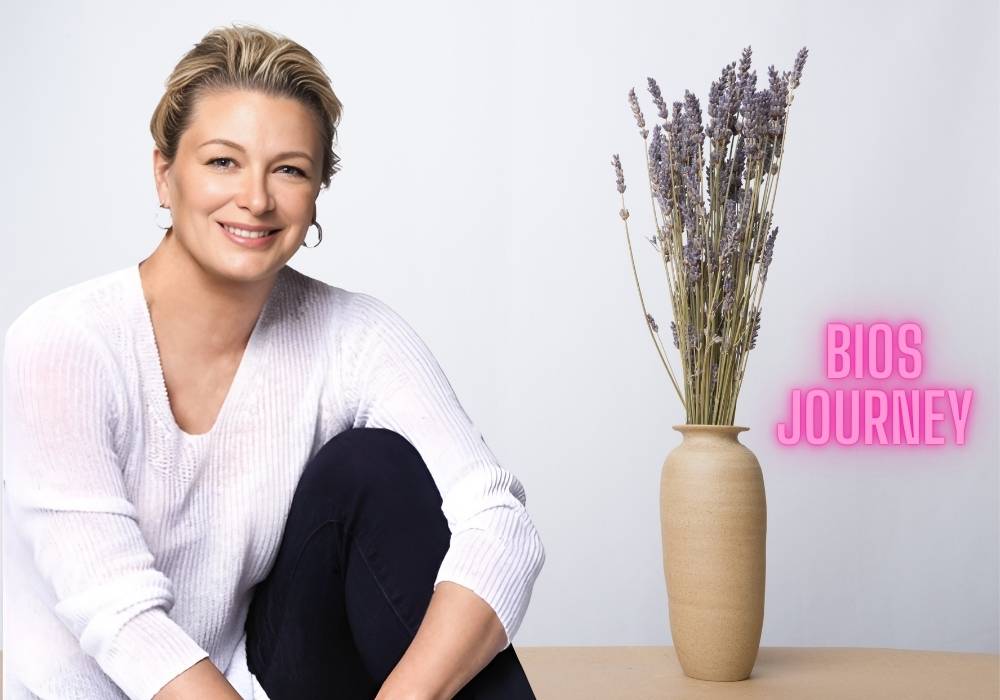 Kristin Hannah Age, Bio/Wiki, Net Worth, Career 2025 